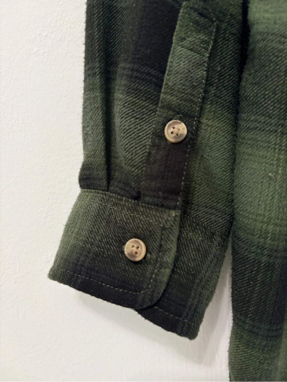 American Eagle Soft & Sexy Plaid Button Down Shirt Sz S Forest Green Black EUC - Picture 8 of 12